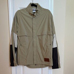 Wilson Men's Tan and Black Windbreaker
